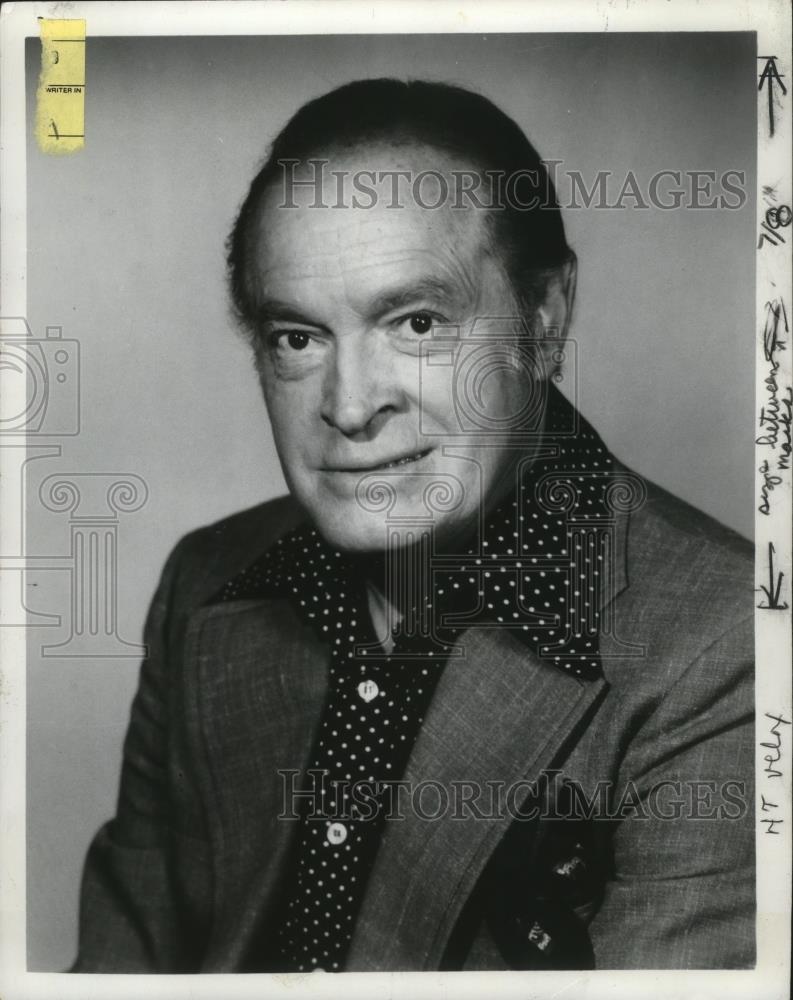 1982 Press Photo Bob Hope was a British-born American comedian - cvb78022 - Historic Images