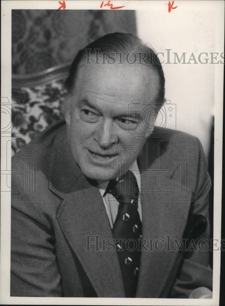 1974 Press Photo Comedian Bob Hope on his 71st Birthday - cvb78038 - Historic Images