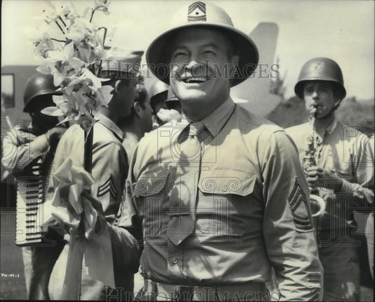 1969 Press Photo Bob Hope smiles as he entertains the troops - cvb78339 - Historic Images