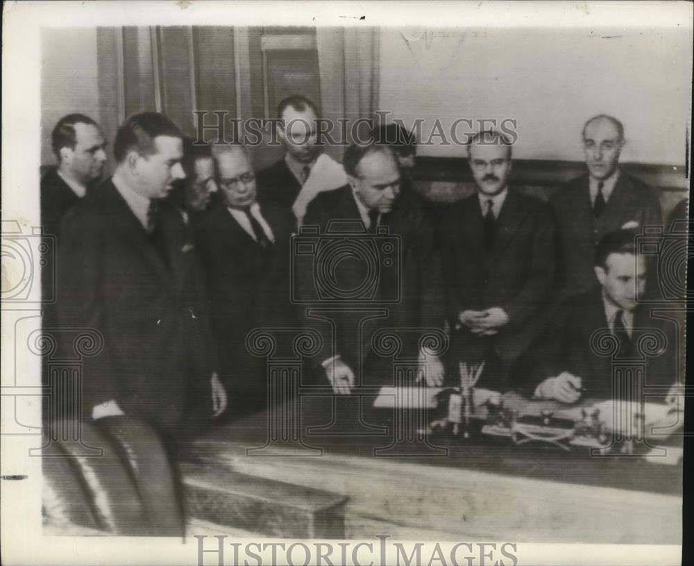 1941 Press Photo Scene at the U.S.-British-Russian supply conference in Moscow - Historic Images