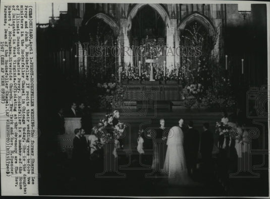 1967 Press Photo John D. Rockefeller, recites wedding vows to Sharon Percy. - Historic Images