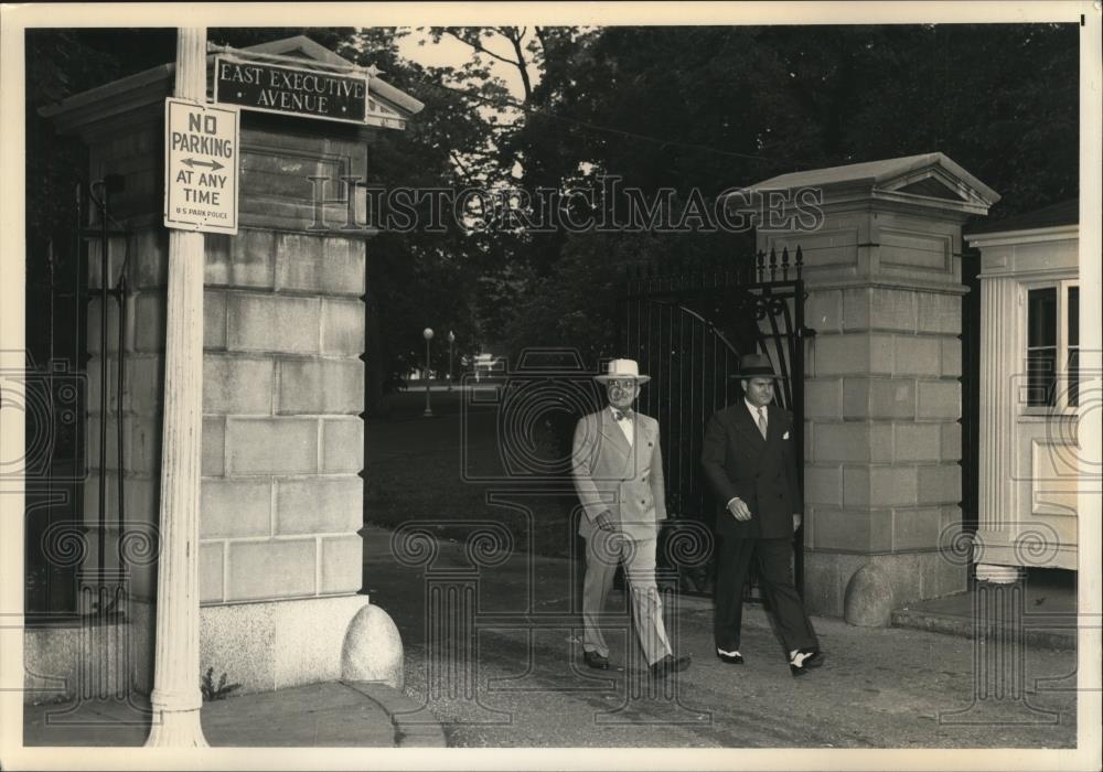 1946 Press Photo President Harry Truman accompanied by Jim Rawley - spx08041 - Historic Images