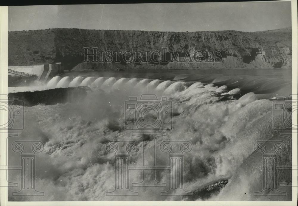 1939 Press Photo Icicle Diversion Canal - spx09272 - Historic Images