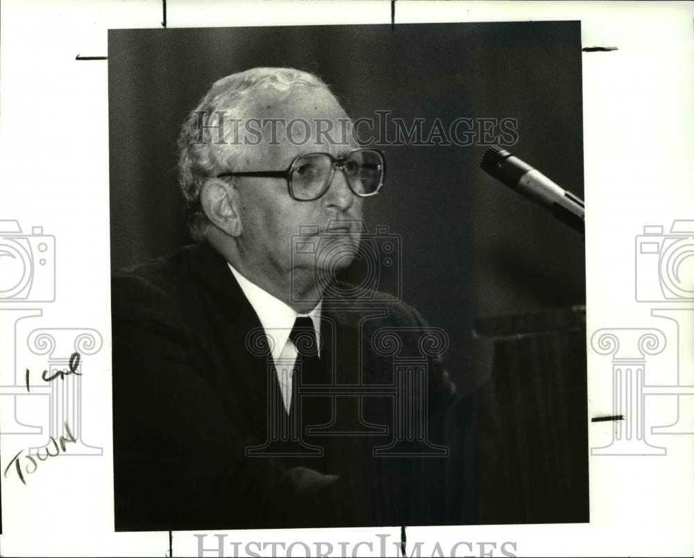 1987 Press Photo Ambassador Herman W Nickel - cva33378 - Historic Images