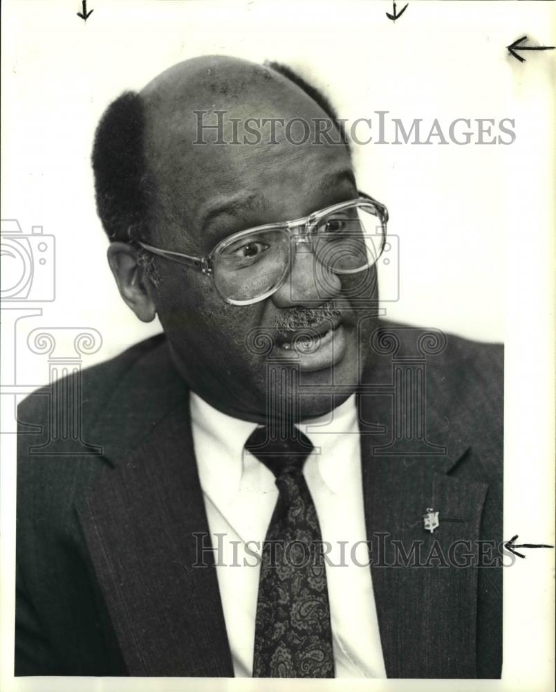 1990 Press Photo Bishop Felton E. May - cva33457 - Historic Images