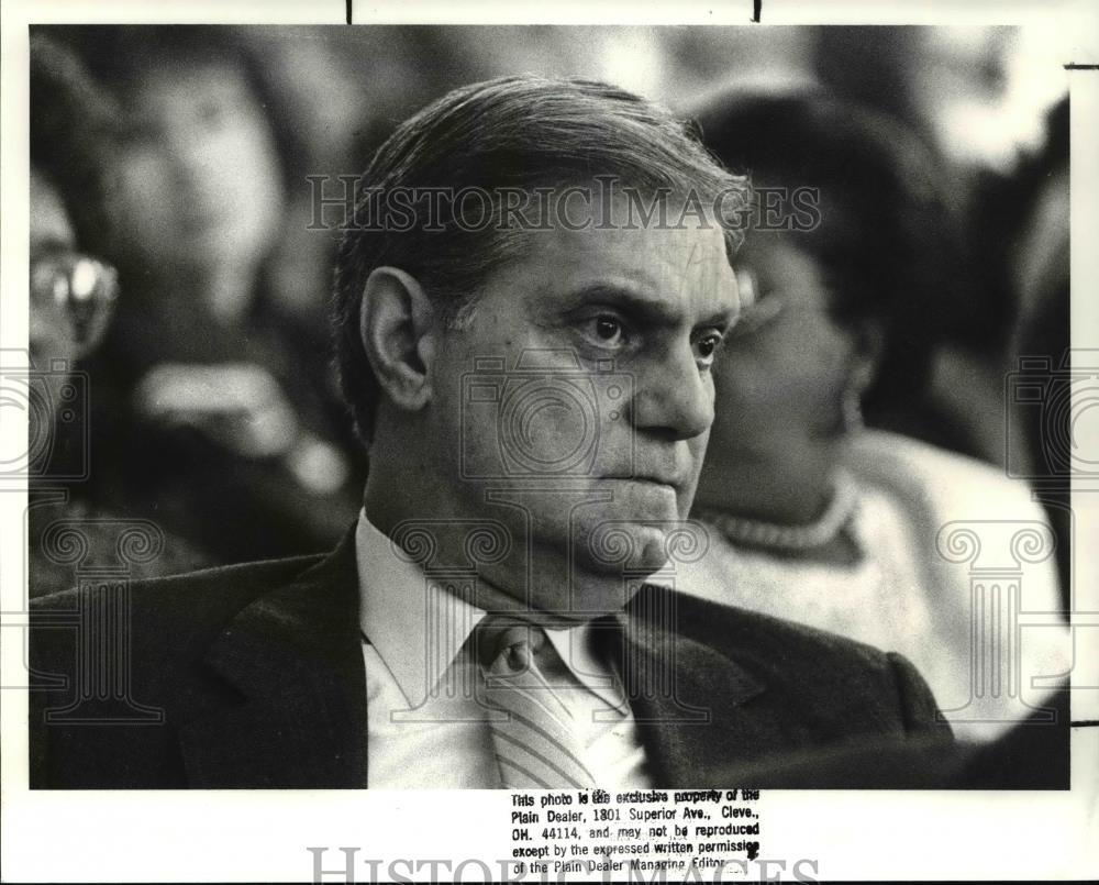 1989 Press Photo George Mazzaro appears at the County Board of Election hearing - Historic Images