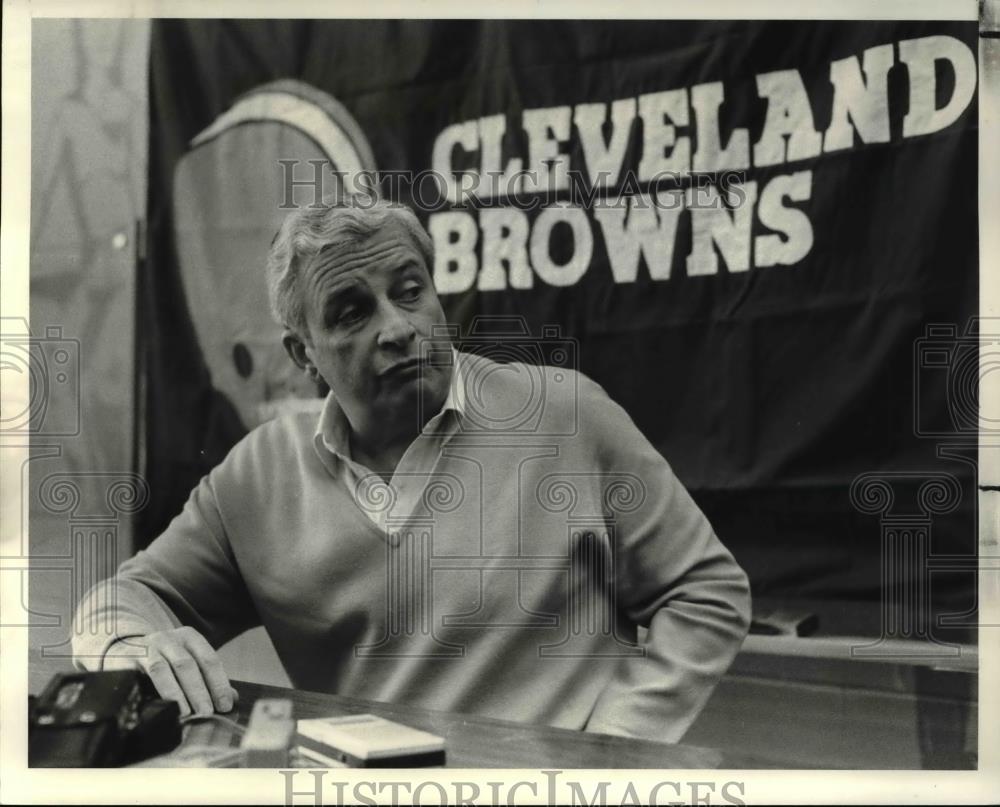 1983 Press Photo Browns owner Art Modell at Browns Training Camp - cva33492 - Historic Images