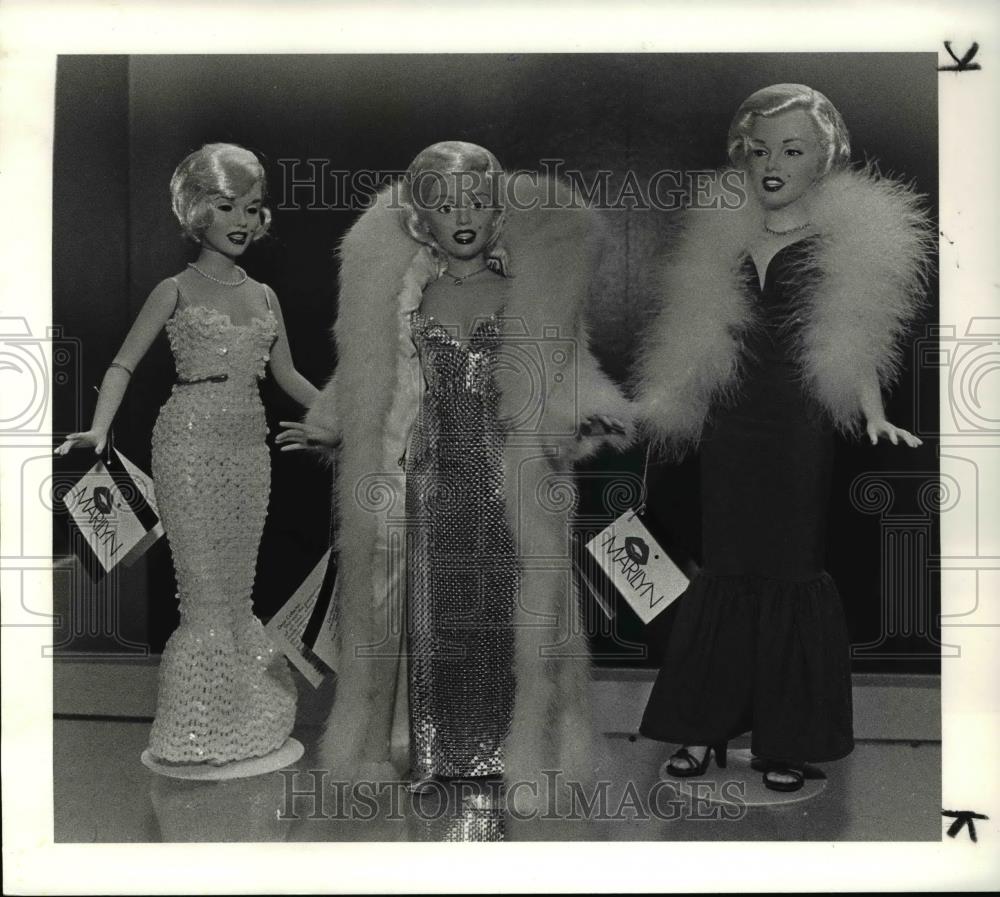 1983 Press Photo Marilyn Monroe dolls cost different prices - cva33514 - Historic Images