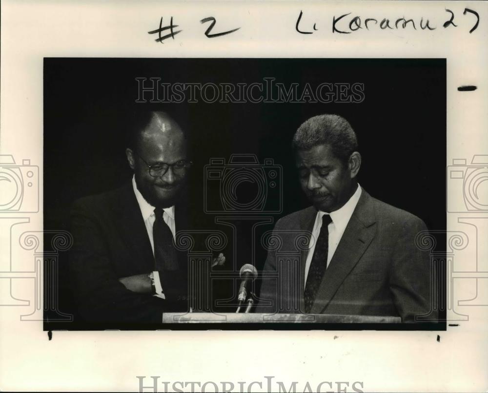1991 Press Photo Rev. Otis Moss &amp; Rev. Marvin McMickle received awards - Historic Images