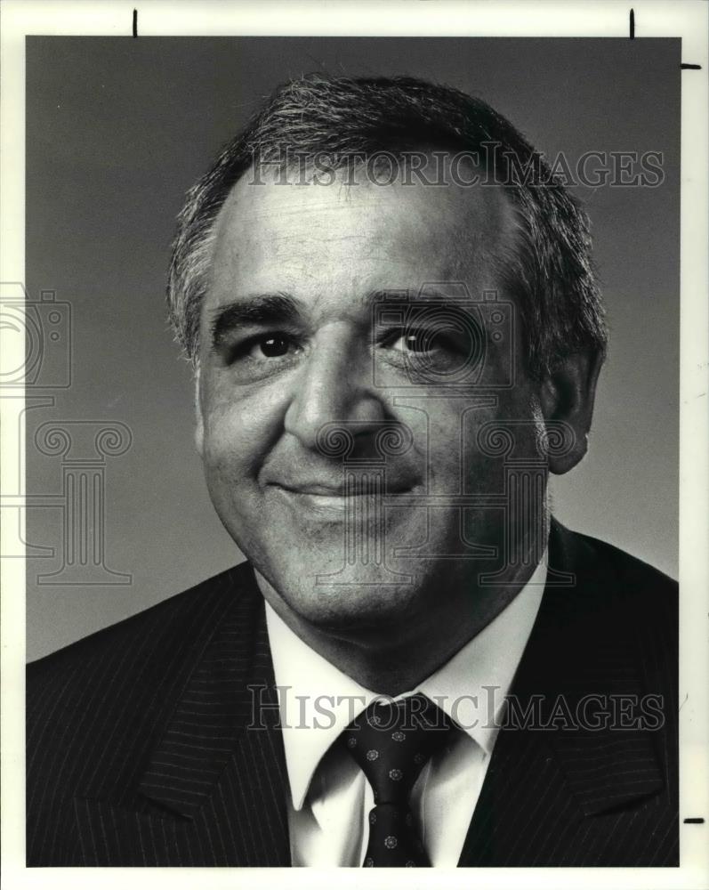 1990 Press Photo Author Vincent Murano - cva33729 - Historic Images