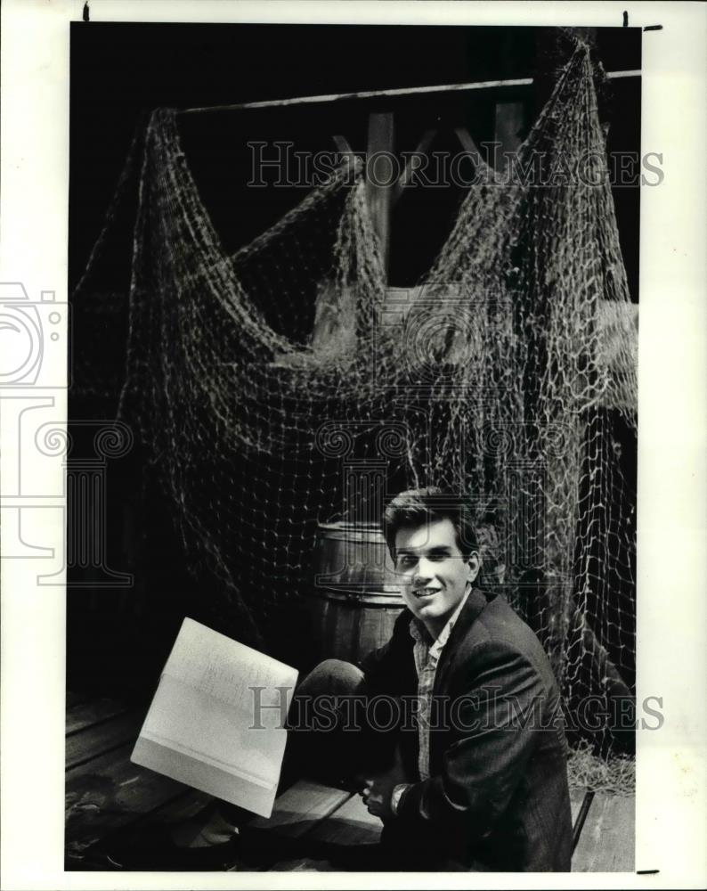 1988 Press Photo Playwright Steve Nelson, Author of a play being produced - Historic Images