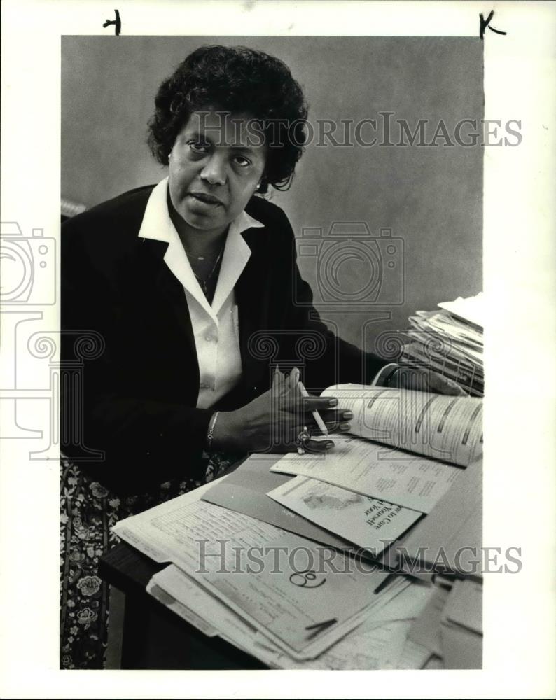 1984 Press Photo Mary Newson, Community Outreach Worker- Miles-Broadway Clinic - Historic Images