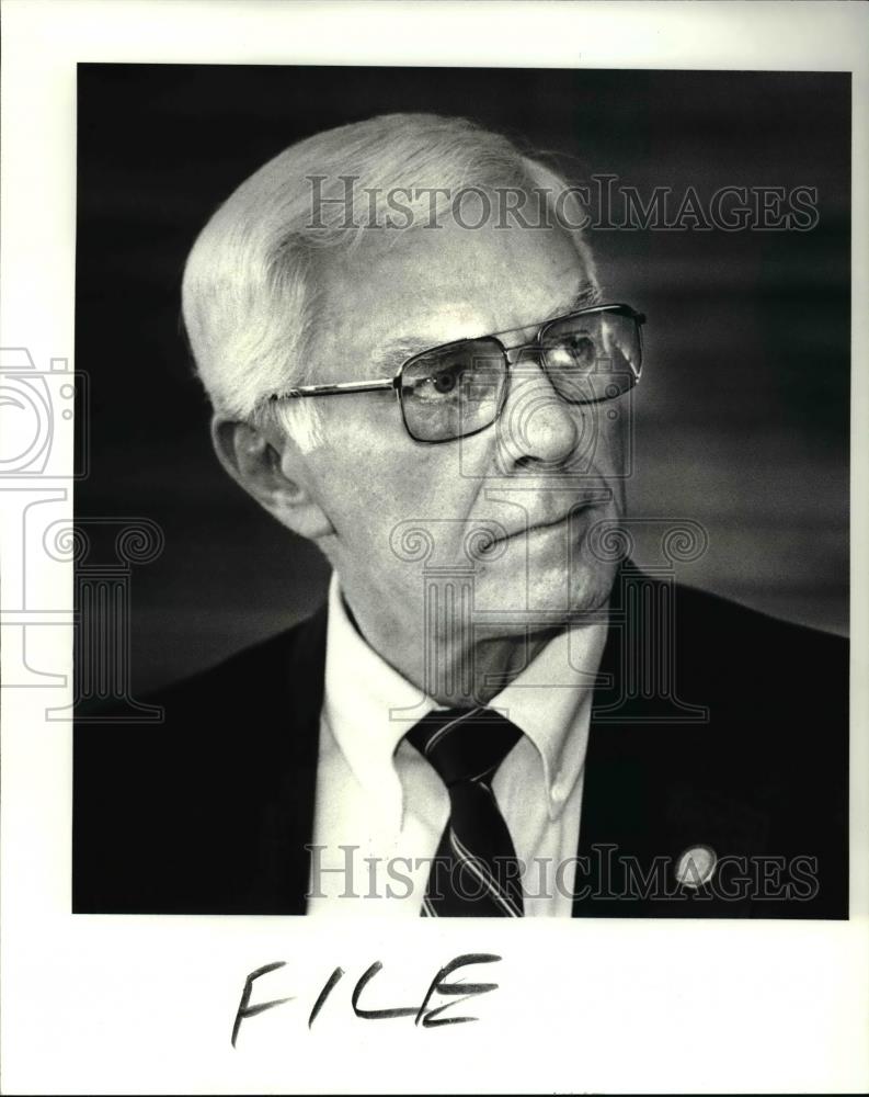 1987 Press Photo William Nichols, State Racing Commission - cva33801 - Historic Images