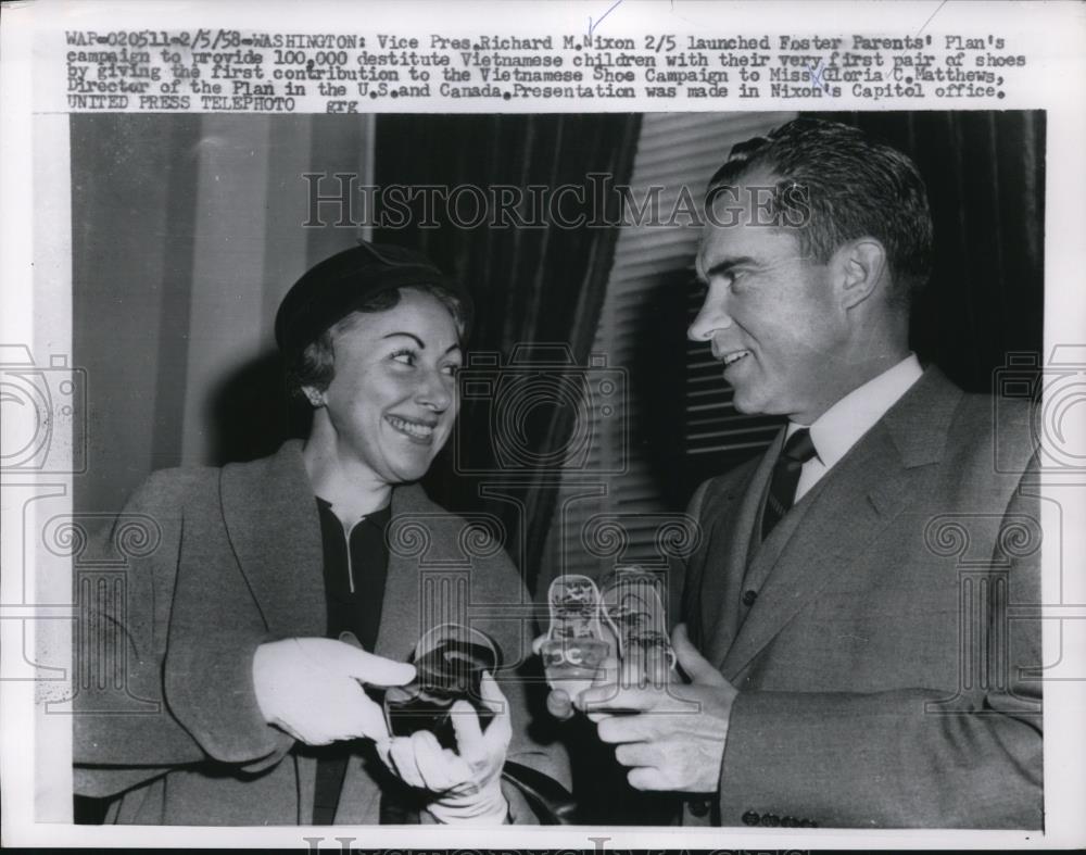 1958 Press Photo Richard Nixon at Foster Parents' Plan's Campaign Launch - Historic Images