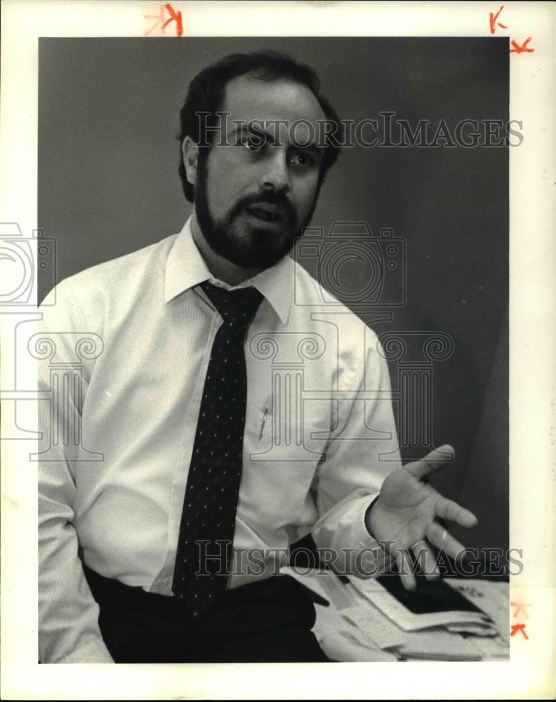 1981 Press Photo Luis Martinez - cva33876 - Historic Images