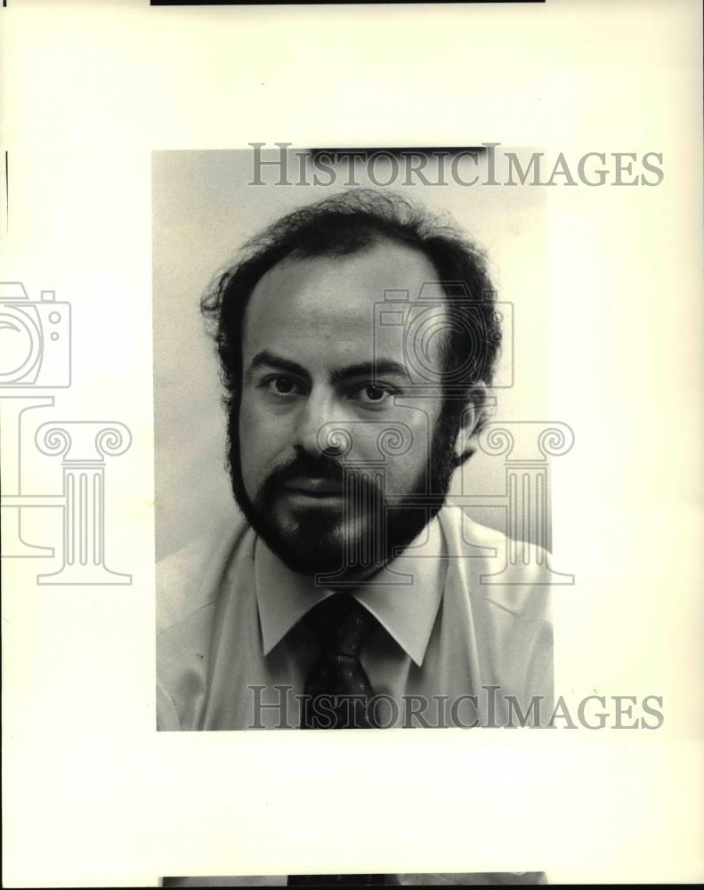1983 Press Photo Luis Martinez - cva33879 - Historic Images