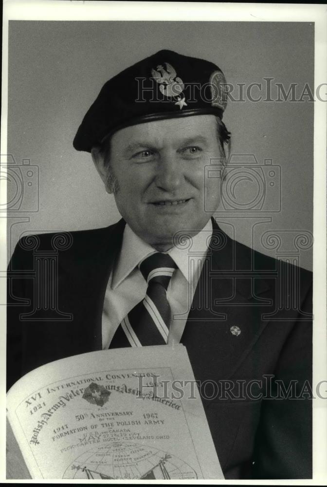 1981 Press Photo Walter J. Vagorny, Cleveland Health official, WWII veteran - Historic Images