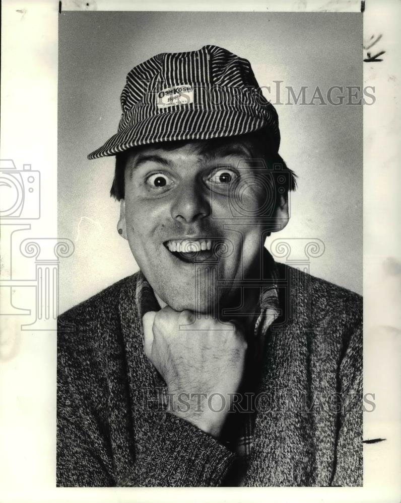 1984 Press Photo Kimu the Klown Jim Nagle (James T) - cva33919 - Historic Images