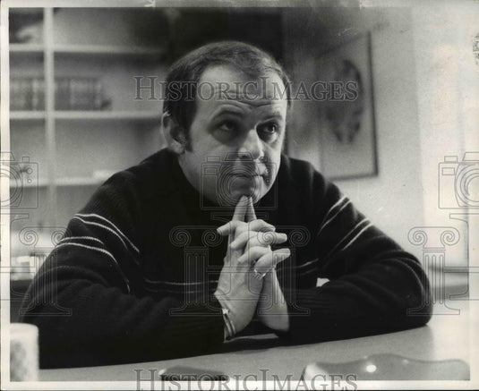 1976 Press Photo Strongville Mayor John Pearce - cva33945 - Historic Images