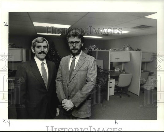 1986 Press Photo Kenneth Mastilak & Donald Thies of Contemporary Office Prod - Historic Images