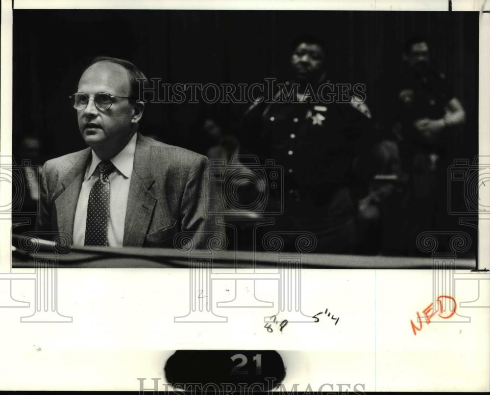 1991 Press Photo Richard Nedley during his sentencing at the Justice Center - Historic Images