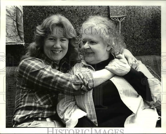 1983 Press Photo Holly Near & Ronnie Gilbert - cva34010 - Historic Images