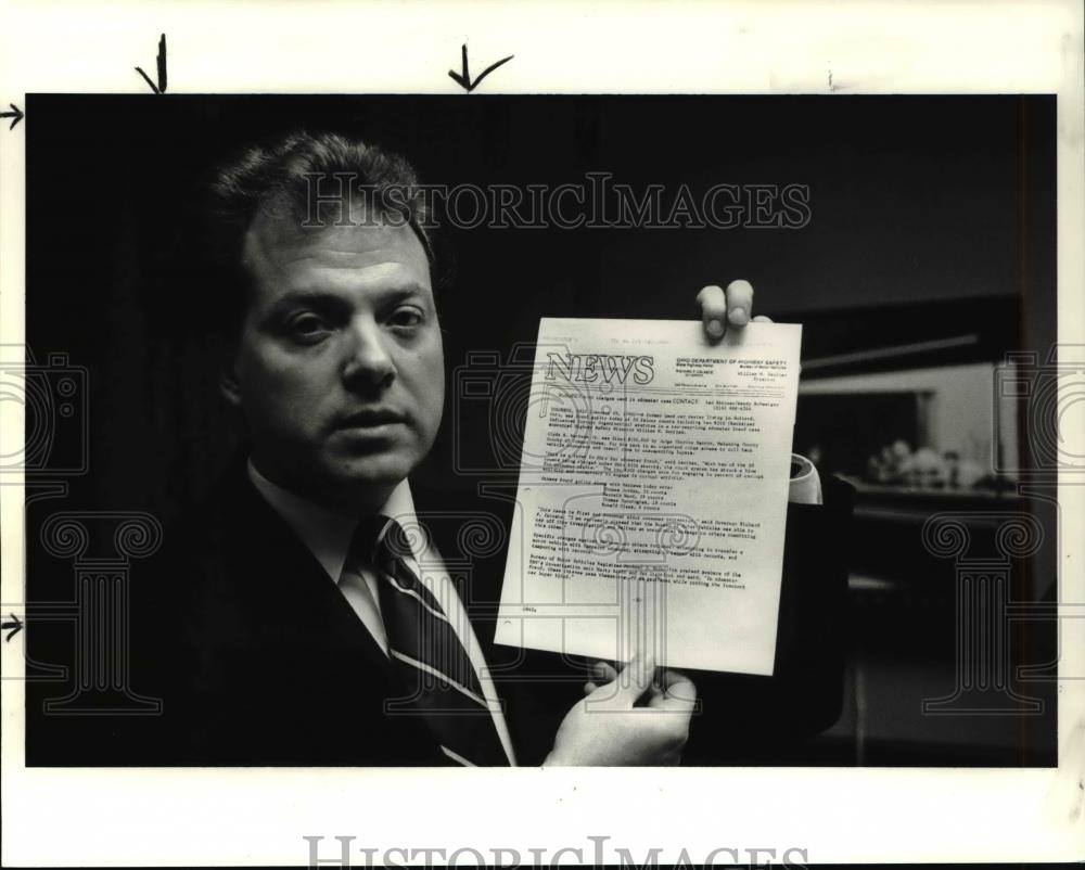 1990 Press Photo Mahoning County Prosecutor James A Philomena - cva34112 - Historic Images