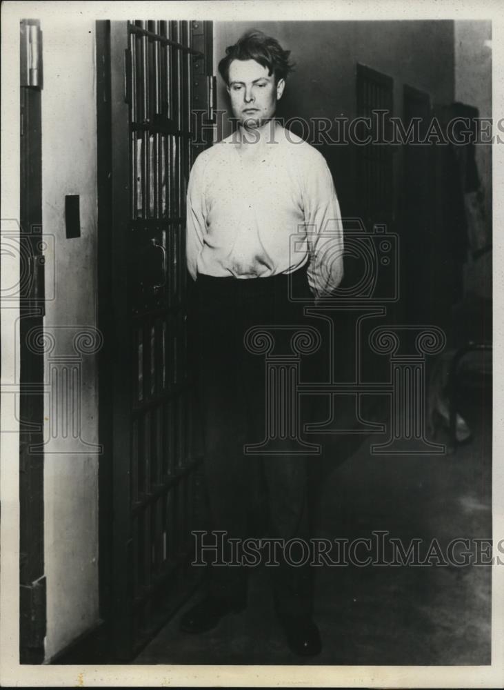 1932 Press Photo Walter Hoffman in Allen County Jail for Family's Murders - Historic Images