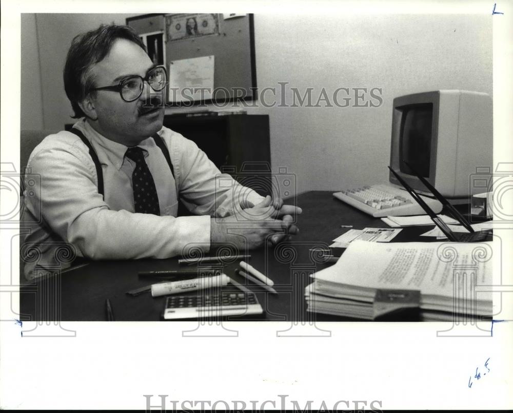 1990 Press Photo Daniel Pavsek, Ameritrust economist - cva34158 - Historic Images