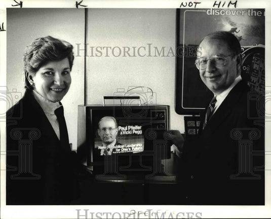 1986 Press Photo Vicki Pegg &Paul Pfeiffer, Lt. Gov & Gov Ohio Candidates - Historic Images