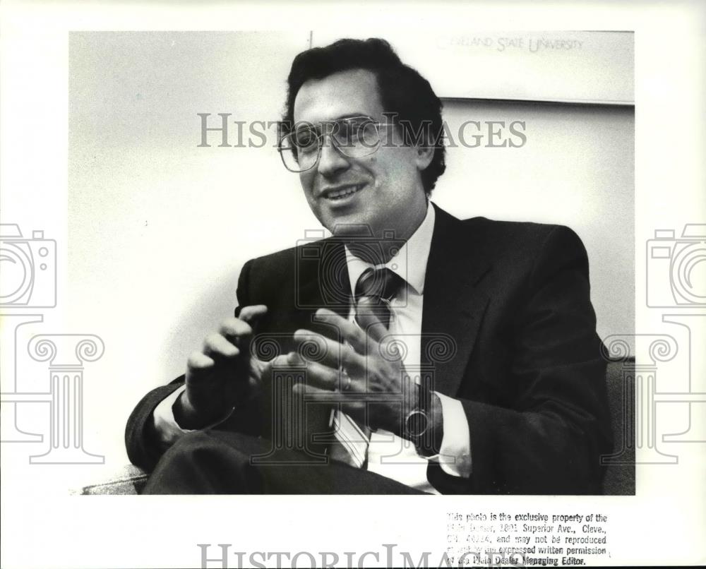 1988 Press Photo Israel Peleg, Consul General of Israel - cva34189 - Historic Images
