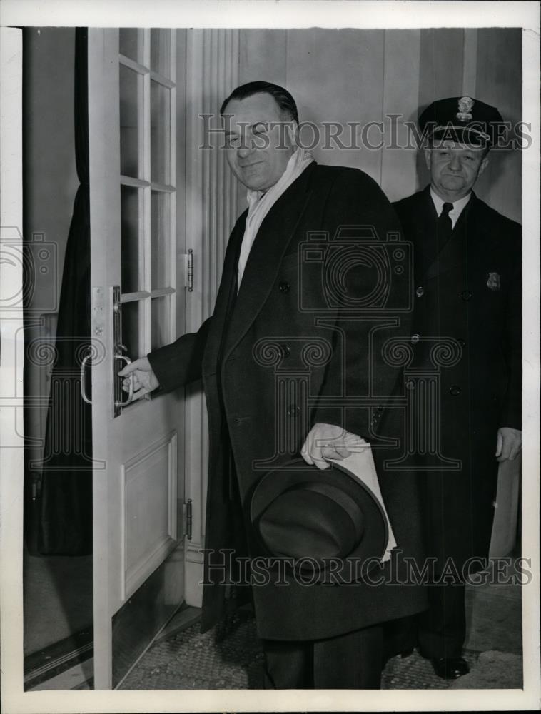 1943 Press Photo Harold C. Hagen at White House After Dinner - nef26117 - Historic Images