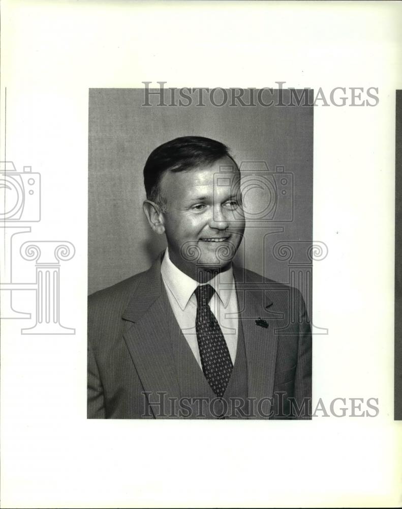 1986 Press Photo Steve Maurer, Director Department of Agriculture of Ohio - Historic Images