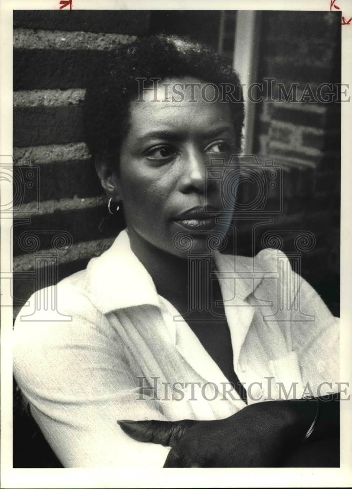1980 Press Photo Lois P McGuire, 3637 Normandy Karamu House - cva34667 - Historic Images