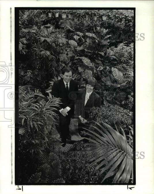 1987 Press Photo Interior plant specialists David & Maribeth McKee - cva34679 - Historic Images