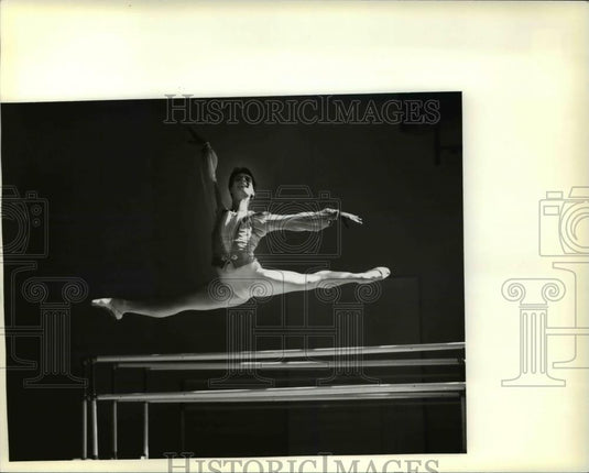 1985 Press Photo Glenn Dufford - cva37640 - Historic Images