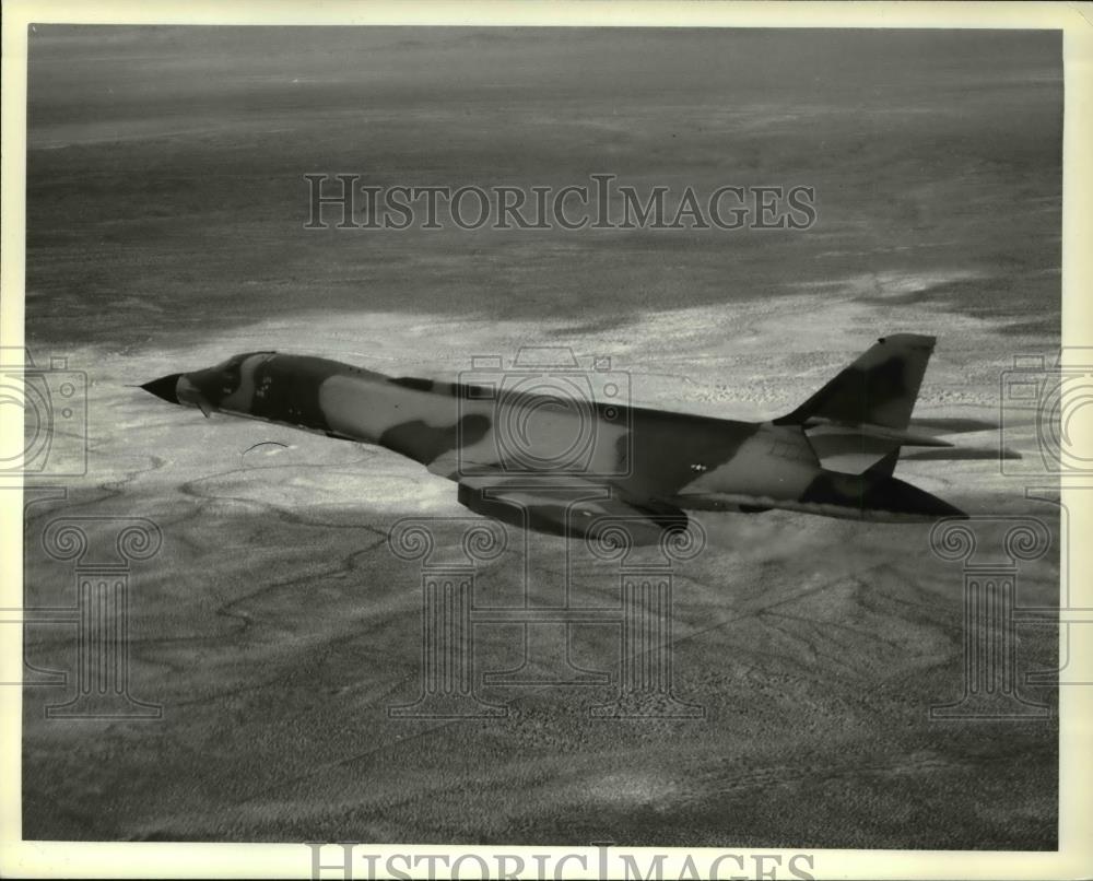 1981 Press Photo B-1 Bomber Airplane - cva37706 - Historic Images