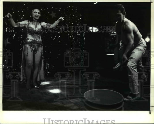1991 Press Photo Mitzi during comeback performance at an AIDS benefit - Historic Images
