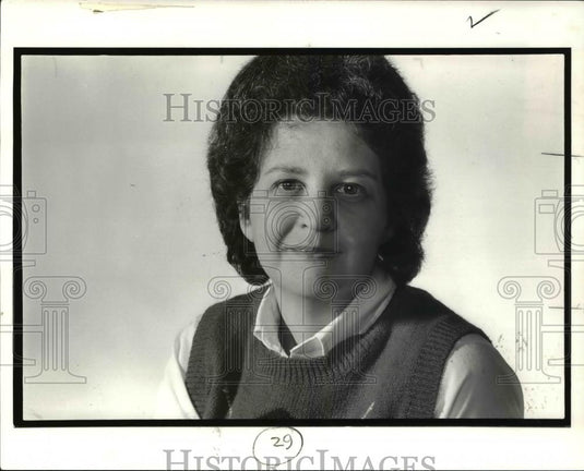 Press Photo Deena Mirow, observer - cva37823 - Historic Images