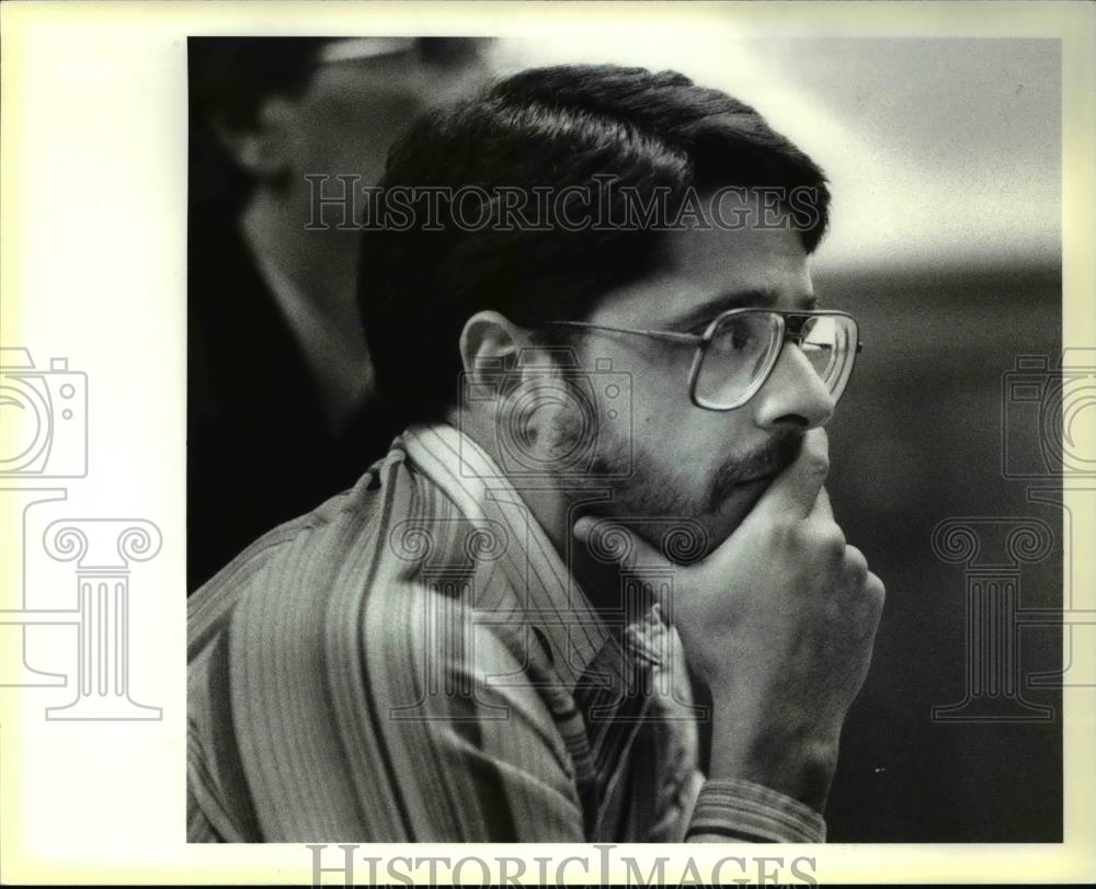 Zening 1986 Press Photo Norman Pollock, Claridon Zening inspector - cva37844 ...