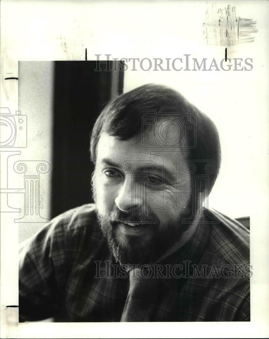 1987 Press Photo Robert L Phillips, candidate Geauga County Engineer's Office - Historic Images