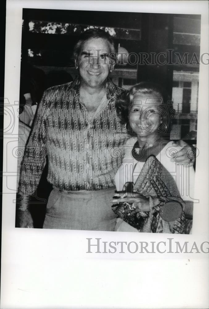 1978 Press Photo Ed McMahon smiles with Mrs. Charles Kates - cva38234 - Historic Images