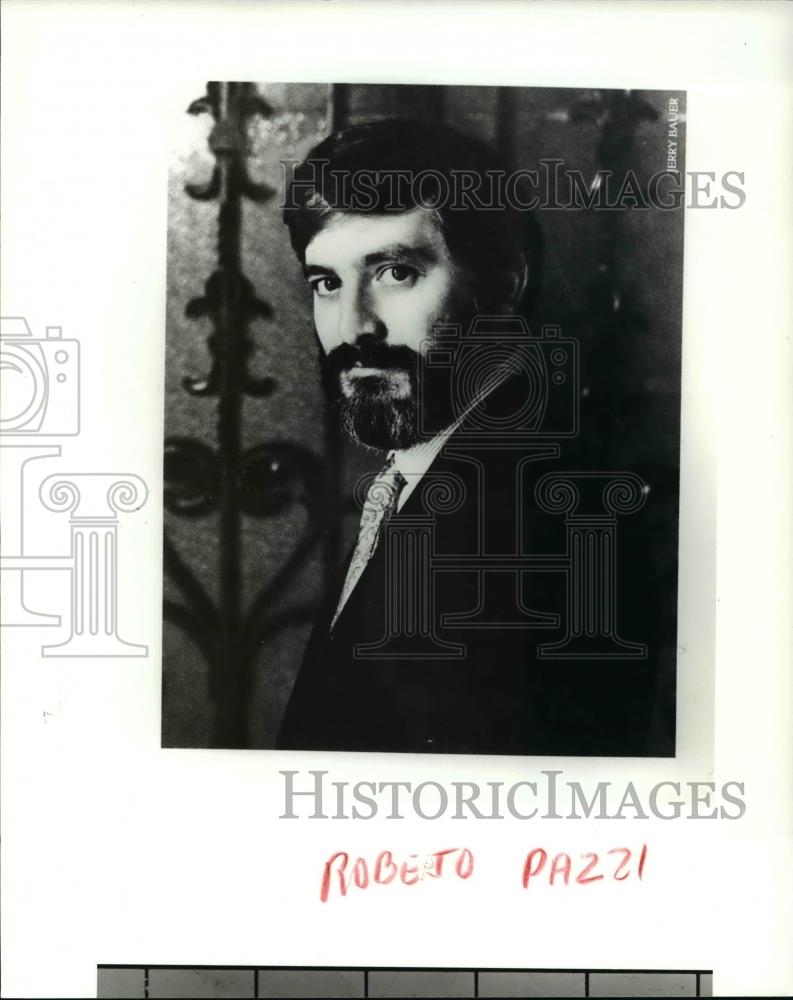 1989 Press Photo Robert Pazzi - cva38341 - Historic Images