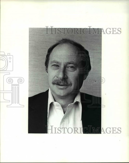 1984 Press Photo Colony Builders Hal Pearl - cva38357 - Historic Images