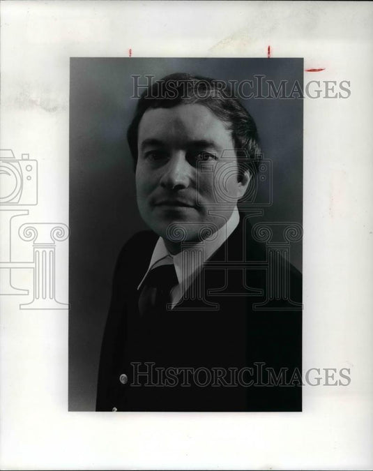 1977 Press Photo Gordon Leigh Petitt - cva38367 - Historic Images