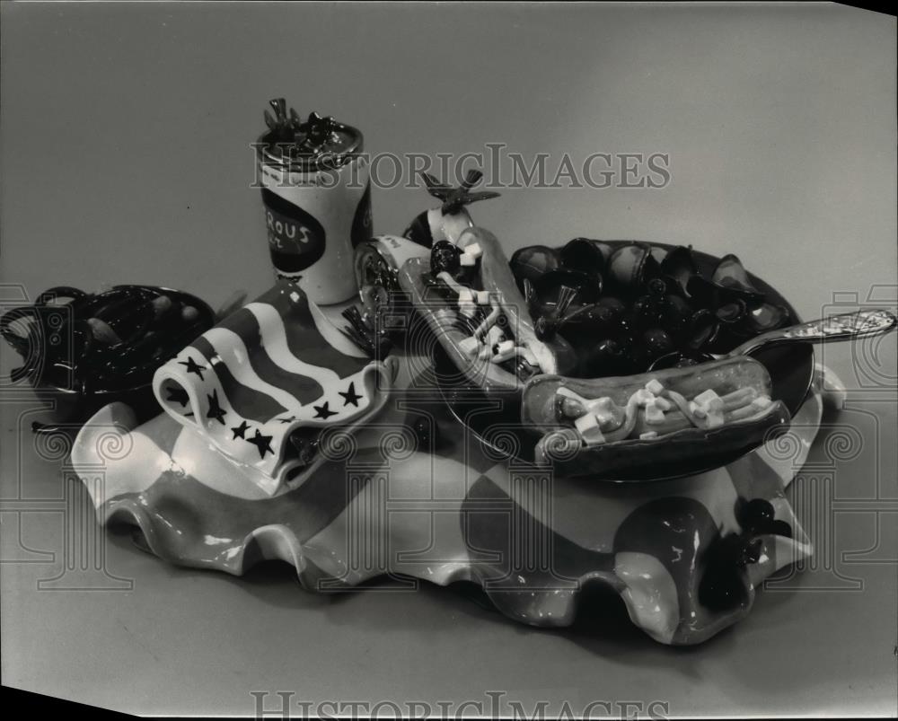1997 Press Photo Souper Bowl Sunday by Gerri Palmer- Ceramic Sculptor - Historic Images