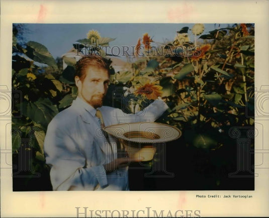 1995 Press Photo Moses Pendleton - cva38440 - Historic Images