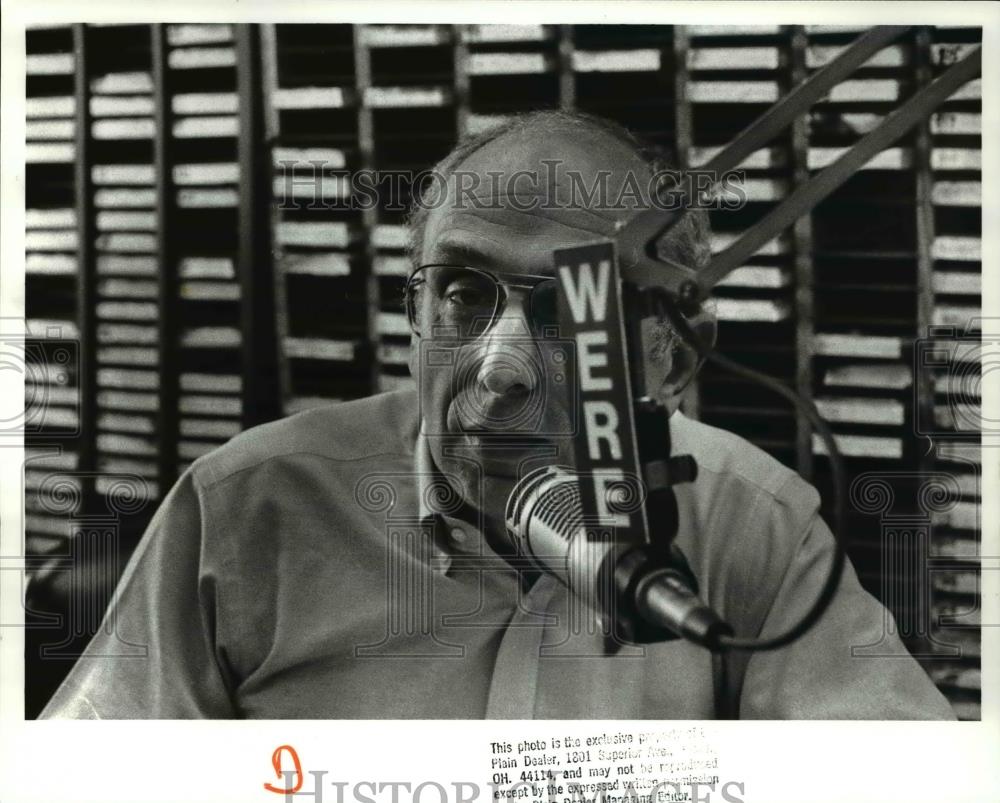 1988 Press Photo Joel Rose of WERE talk show - cva38580 - Historic Images