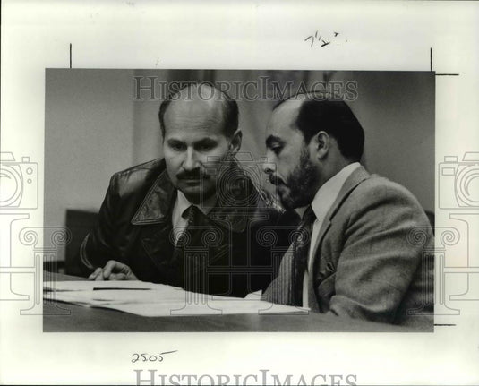 1991 Press Photo Lorain Fire Chief Joseph Pribanic & his attorney Francis Carde - Historic Images