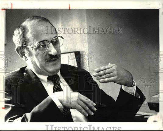 1987 Press Photo Martin J Plax, leader of local American Jewish Committee - Historic Images
